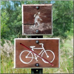 Photo: Hiking Trail Sign 02b LowRes